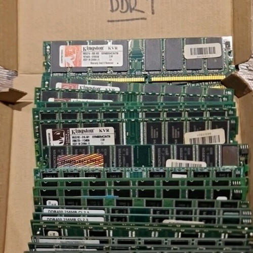 DDR 256MB RAM memories used, total 25 pieces