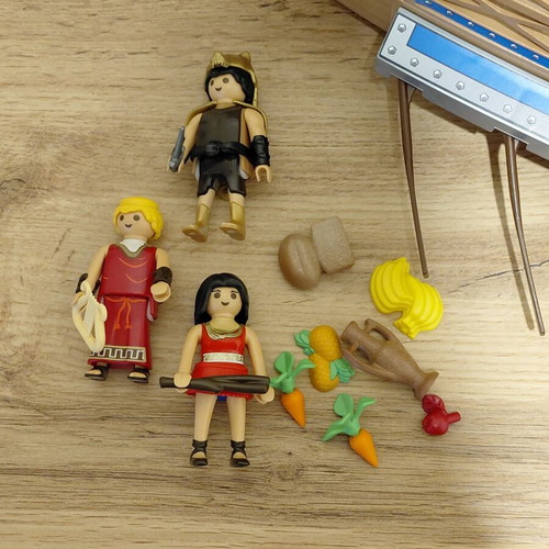 Playmobil ship used, good condition with minor missing parts