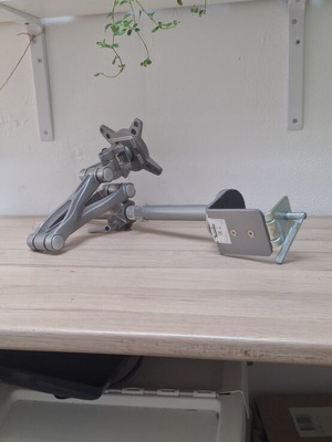 Monitor and TV mount with desk clamp