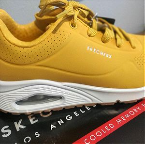 Γυναικεία παπούτσια Skechers
