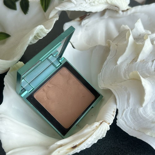 Bronzer KIKO long lasting used
