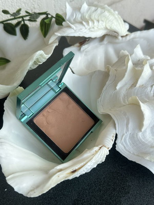 Bronzer KIKO long lasting used