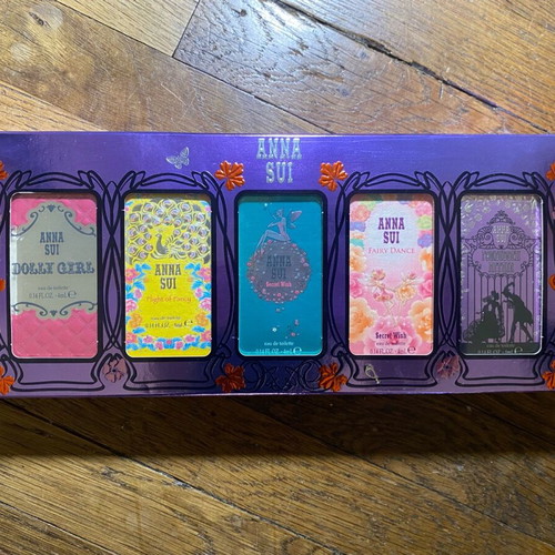 Ana Sui perfumes closed pack new