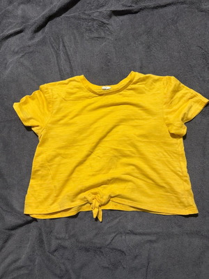 Zara short-sleeve T-shirt used, yellow, size 164 cm