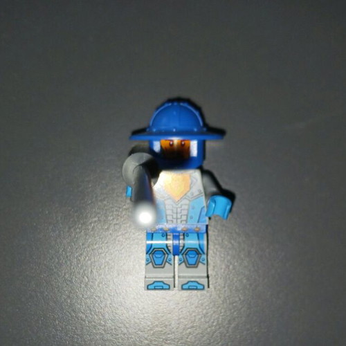 Lego Nexo Knights polybag 303171 like new with vehicle and minifigure