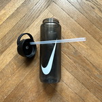 Παγούρι Nike μεταχειρισμένο με γρατζουνιές