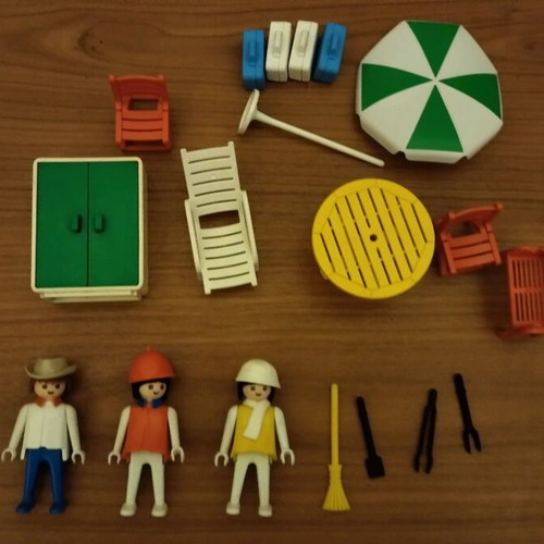 Playmobil Vintage 1974 Barbecue Set like new