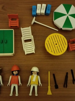 Playmobil Vintage 1974 Barbecue Set like new
