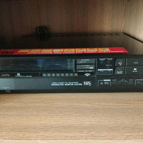 Akai VHS Video Cassette Recorder like new