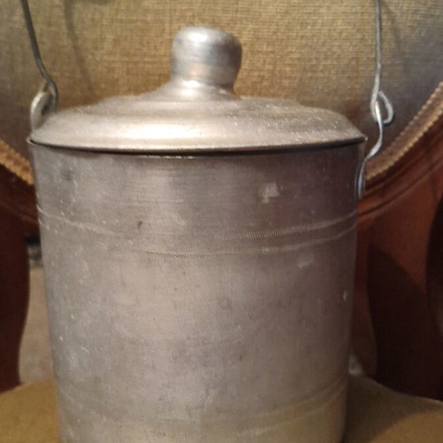 Vintage Aluminum Food Container «Κουνέτο» 1940-1950, like new