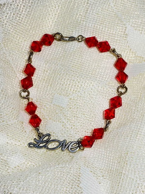 Love Bracelet new, handmade, red