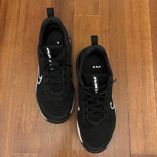 Nike Airmax Shoes like new, size 41, black and white