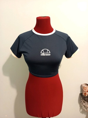 Ellesse Navy Blue Crop Top Women’s Like New