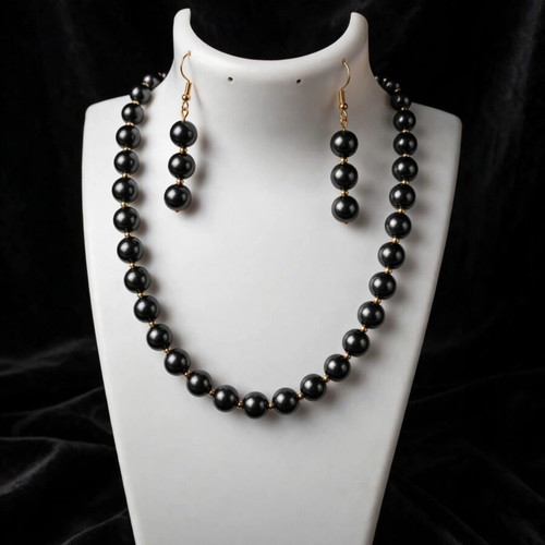 Black  necklace and earrings set