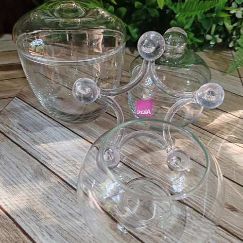 Elegant 3-piece glass set with lids and Vela aroma lamp