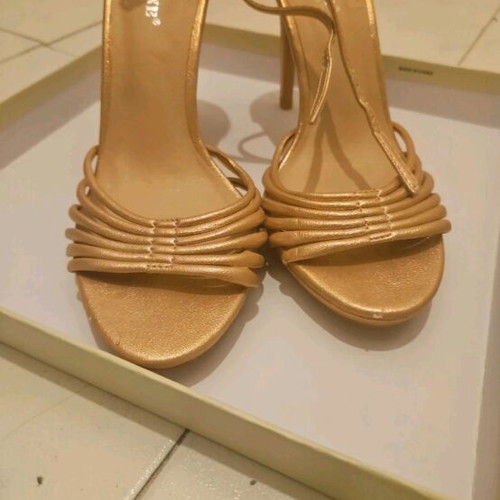 Gold-bronze sandals like new, size 40