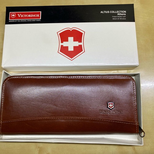 Victorinox leather wallet women's new