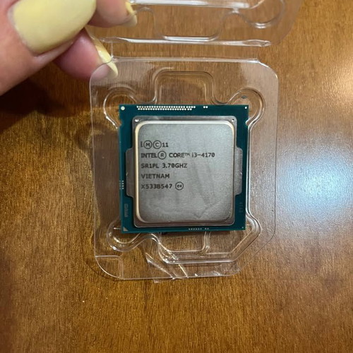 Intel Core i3-4170 processor like new, 3.70GHz, LGA 1150