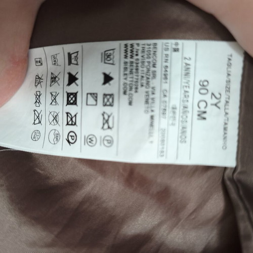 Benetton children's jacket like new, size 2 years, black