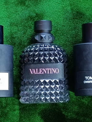 Empty perfume bottles, set