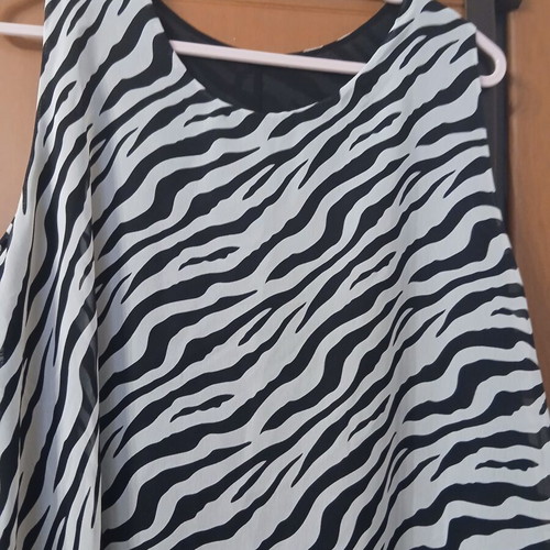 Sleeveless Zebra Print Dress like new, one size, airy summer style