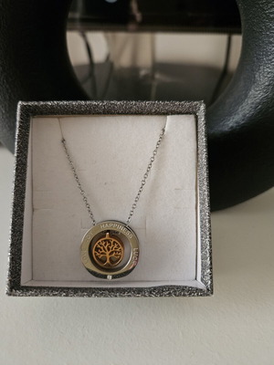 Round necklace with tree of life pendant like new, gold and silver