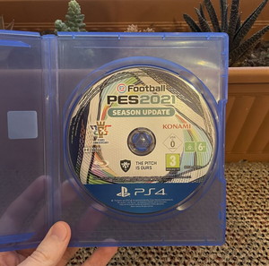 eFootball PES 2021 Season Update (PS4) – Με κουτί, χωρίς manual