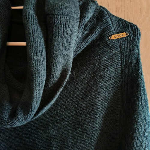 Doca poncho like new, green