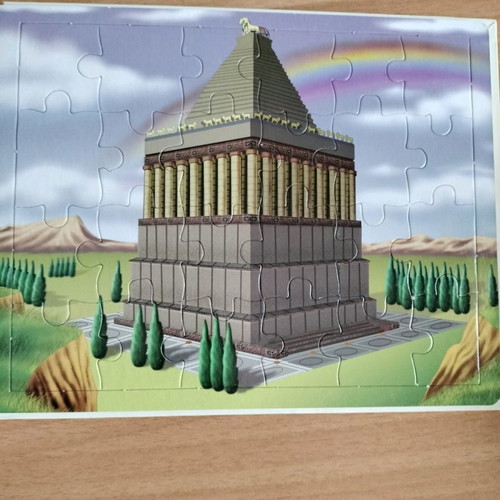 Puzzle book The Seven Wonders of the World like new, 5 pieces