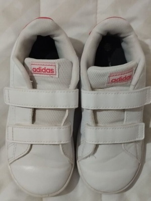 Adidas αθλητικά παπούτσια για κορίτσι νούμερο 27 σαν καινούργιο, άσπρα και ροζ