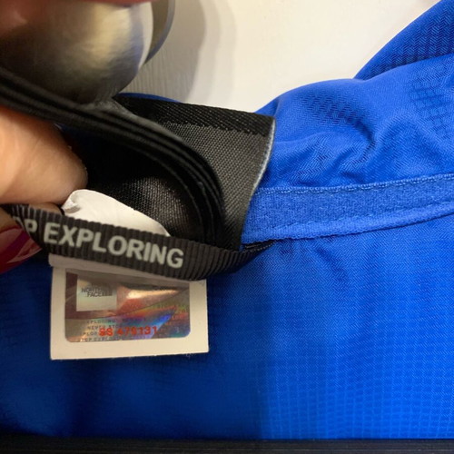 The North Face snow jacket like new, size M