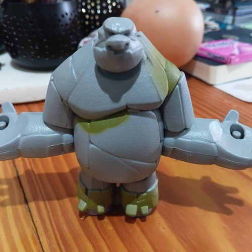 Disney Frozen II Rumbling Rock figure like new, missing crowns