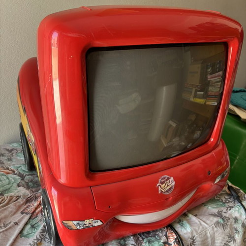 Retro Disney Cars Lightning McQueen TV used, non-functional for parts