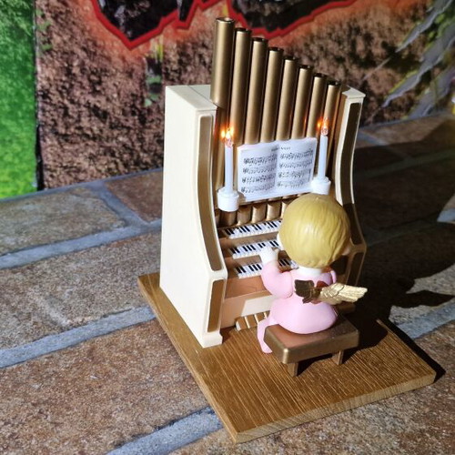 Vintage Hong Kong Wind-Up Music Toy from 1982 in Like New Condition