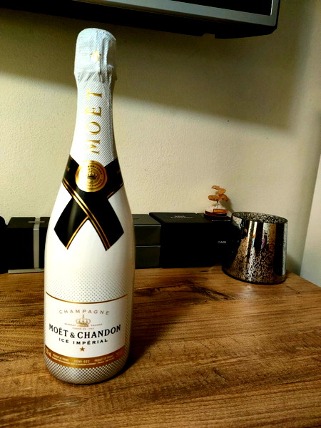 Moet & Chandon Ice Imperial Champagne, 750 mL - Ralphs