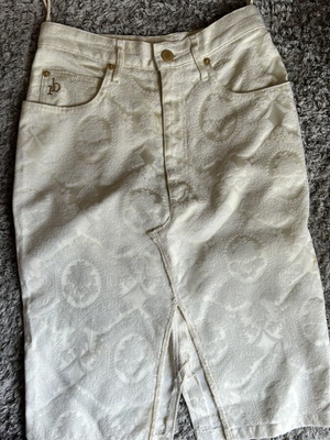 Φούστα Roccobarocco μπεζ XS μεταχειρισμένη με λεκέ