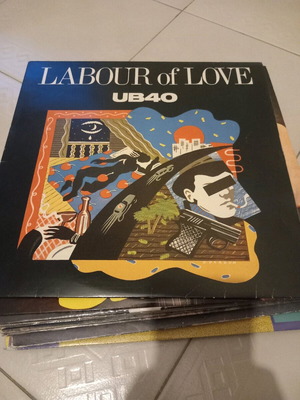 UB40 Labour of Love vinyl record used, 12 inch