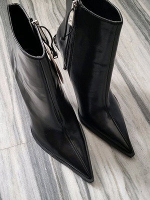 Zara boots new, unworn, black, size 40