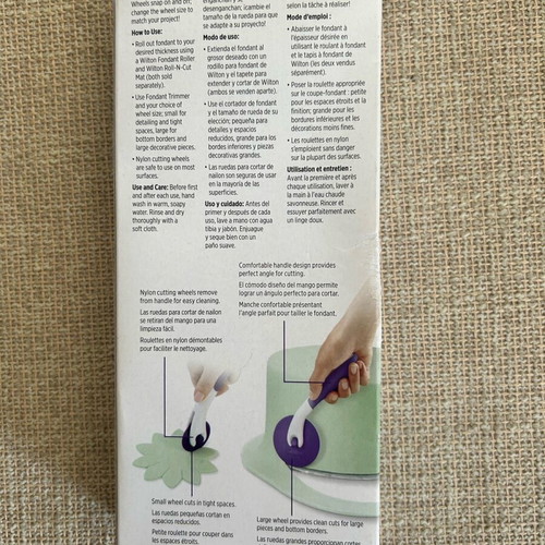 Wilton fondant trimmer like new
