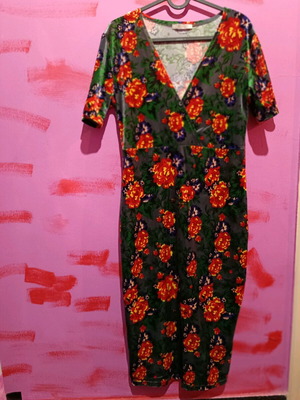Used Women's Dresses for sale | Vendora Classifieds