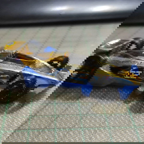 HOT WHEELS ΑΜΑΞΑΚΙ
