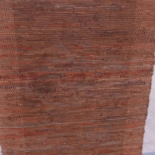 Leather rug brown color 1.40×64 like new