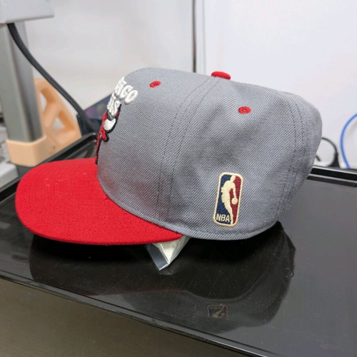 Mitchell & Ness Chicago Bulls hat like new