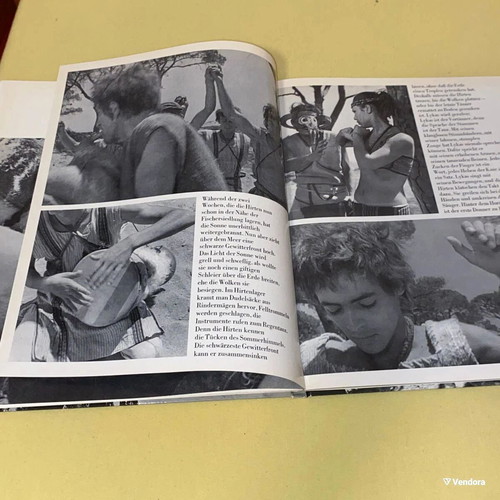 Junge Aphroditen hardcover art book like new, German