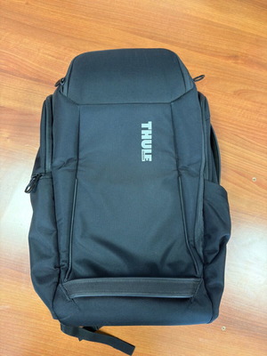 Thule Accent 28L Backpack black like new