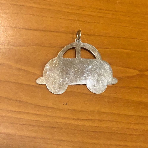 Silver necklace in car shape 925