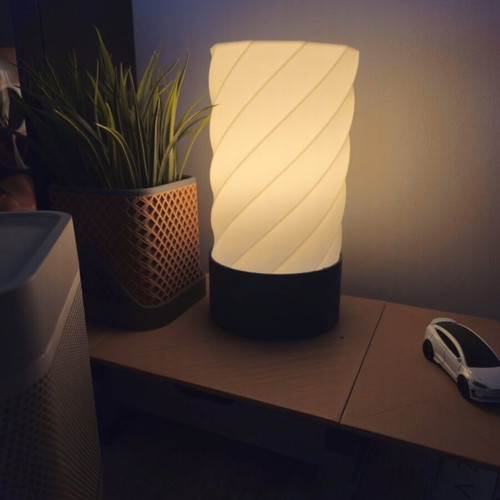 3D Printed Desk Lamp with RGB Smart LED Bulb new
