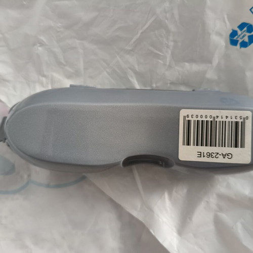 Wave Swimming Goggles 12Y+ like new with case and silicone strap