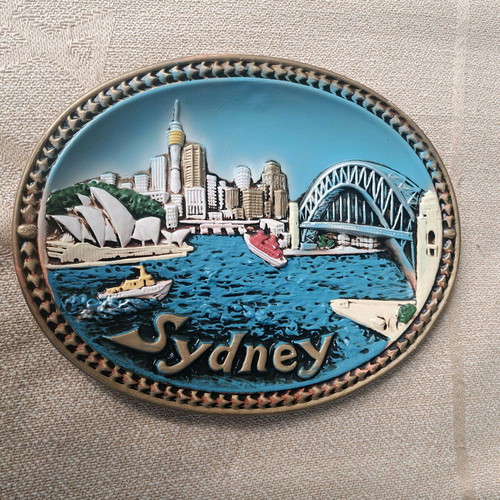 Vintage decorative plate Sydney Australia in like new condition
