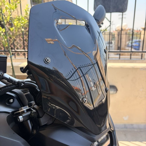 Black sport fly screen for MT7 2026 with mounts